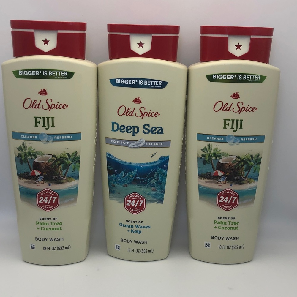 Fiji and Deep Sea Body Wash Set‎ - Red and Cream